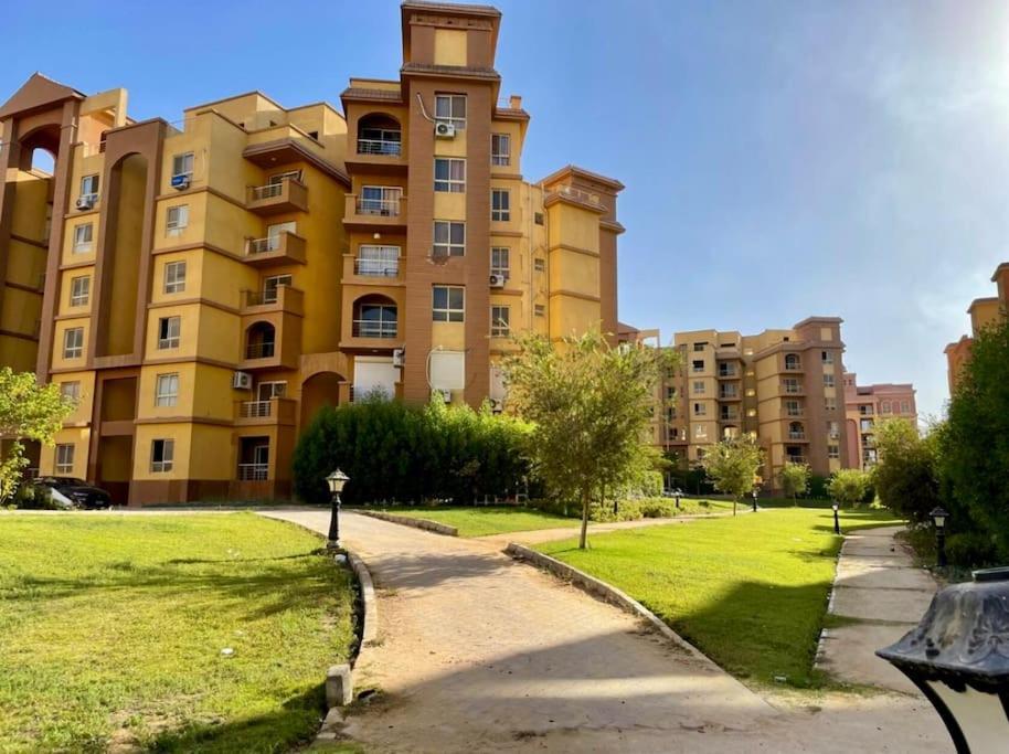 Apartment In Degla Palms October Gardens 6th of October City Exterior photo